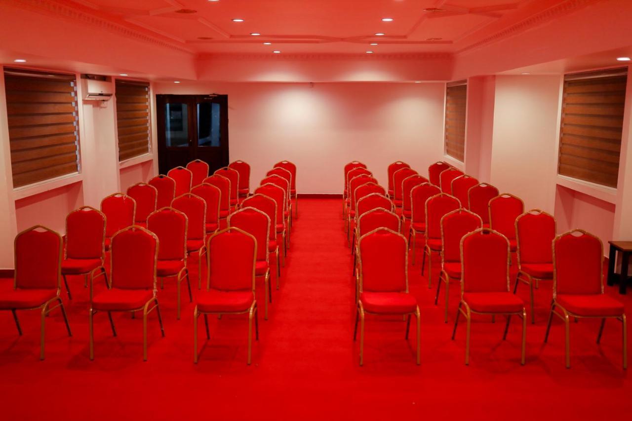Mpsroyalsuites Perintalmanna 外观 照片